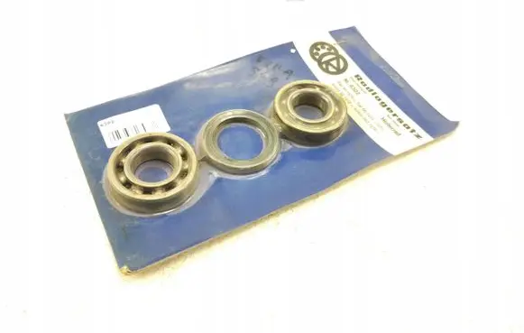 Volvo 343 - 345 Front wheel hub 6302