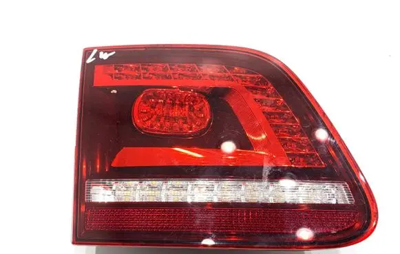 Volkswagen Phaeton Rear/tail lights