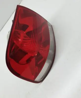 Volkswagen Touareg I Rear/tail lights 7L695095K