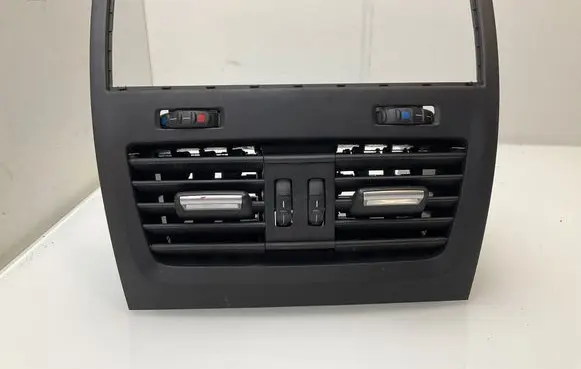 BMW 5 GT F07 Rear air vent grill 9181095 0742105 9118249