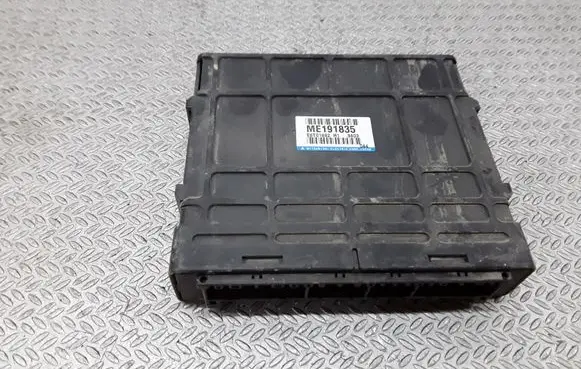 Mitsubishi Pajero Other control units/modules ME191835