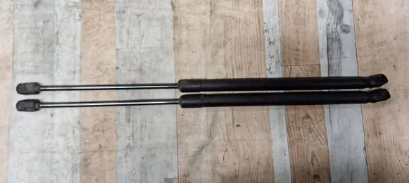Audi A2 Tailgate/trunk strut/damper 8Z0827552