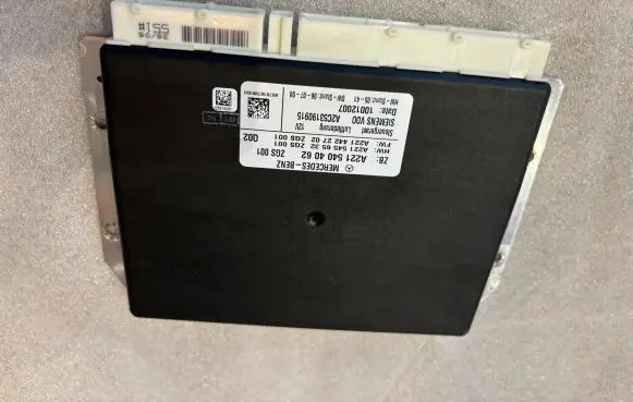 Mercedes-Benz S W221 Suspension control unit/module A2215404062 A2214422702 A2215456532
