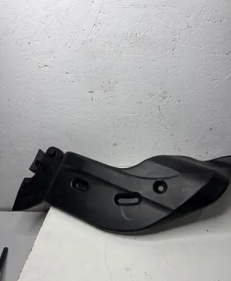 Volkswagen Arteon Cabin air duct channel 5q0819805