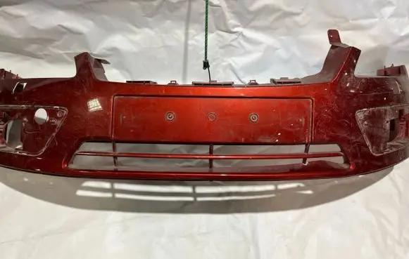 Ford Focus Front bumper 4M5117757A LKN0097A