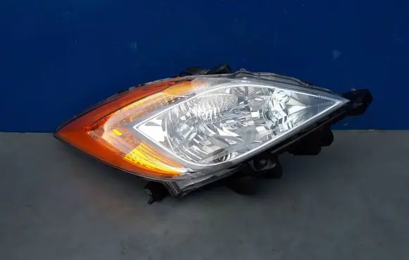 Mazda BT-50 Headlight/headlamp