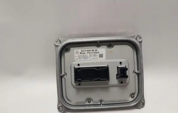Mercedes-Benz E W213 LED ballast control module A2139009623 2139009623