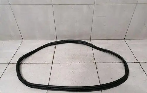 Ferrari Purosangue Front door rubber seal