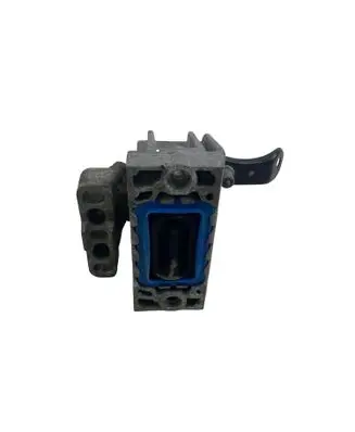 Volkswagen PASSAT B7 Engine mount bracket 1K0199262
