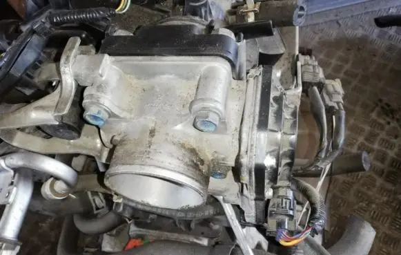 Honda Insight Throttle valve 141007m05h 04355