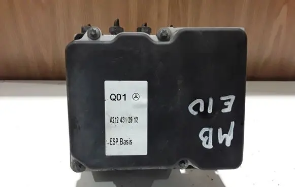 Mercedes-Benz E W212 ABS Pump A2124312912 0265951213