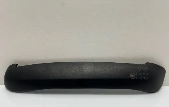 Volkswagen PASSAT B8 Rear/tail light trim molding 195271