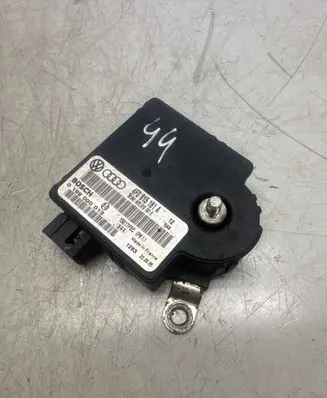 Audi A6 S6 C6 4F Power management control unit 4F0915181A 4F0910181E 15017FEC