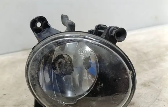 Seat Exeo (3R) Front fog light 27164902