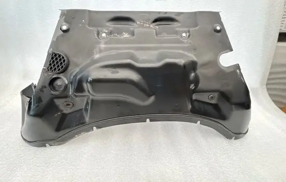 Other engine bay part
