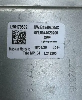 Peugeot 208 II LED ballast control module L90179539