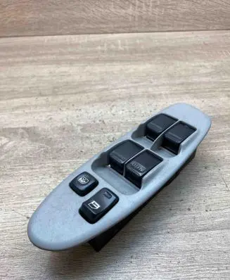 Nissan Almera Tino Electric window control switch 80961BU400