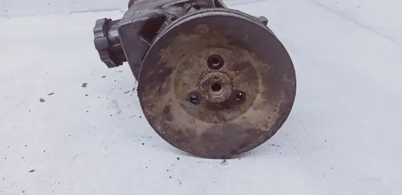 Mercedes-Benz Vito Viano W639 Power steering pump A0034667201 7692900530