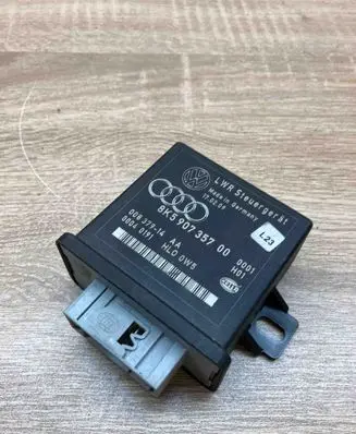 Audi A4 S4 B8 8K Light module LCM 8K5907357 00837914
