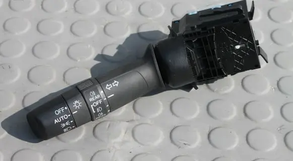 Honda HR-V Tailgate/trunk/boot open switch MENTKAWIATELEWA