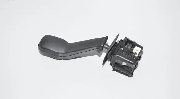 BMW 5 E39 Indicator stalk 8352172