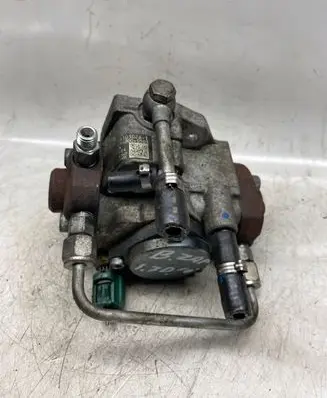 Opel Zafira B Fuel injection high pressure pump 8981030281