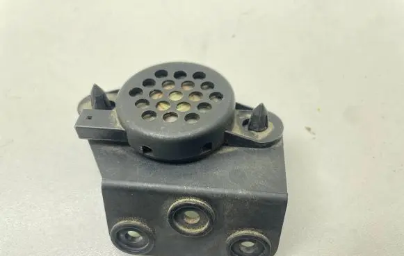 Audi A6 S6 C5 4B Parking PDC sensor speaker 8D0035243A