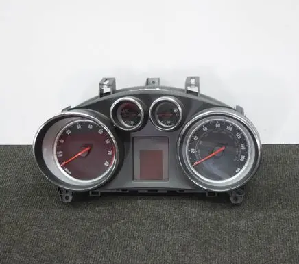Opel Mokka Speedometer (instrument cluster) 654663731 95375164