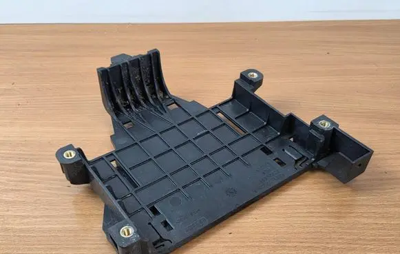 Volvo XC60 Engine control unit holder 30729835 6G9N17108A