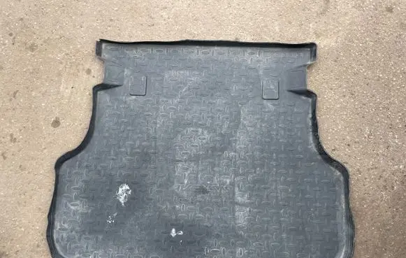 Toyota Avensis T250 Rubber trunk/boot mat liner