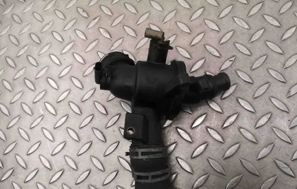Mercedes-Benz Sprinter W906 Thermostat A6512031682 A6512000615
