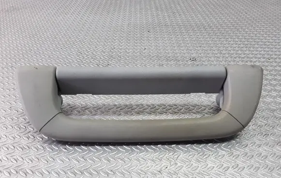 Mercedes-Benz S W220 Front interior roof grab handle 2208100551