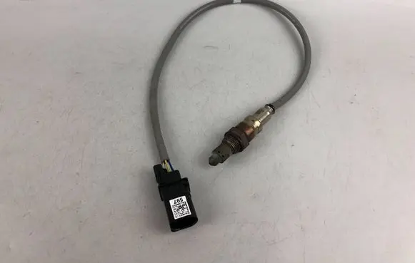 Volkswagen Golf VIII Lambda probe sensor 04E906262HG