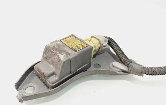 Toyota Avensis Verso Airbag deployment crash/impact sensor 8986044010