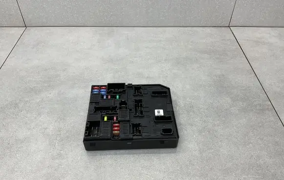 Nissan X-Trail T32 Comfort/convenience module 284B74CE0A