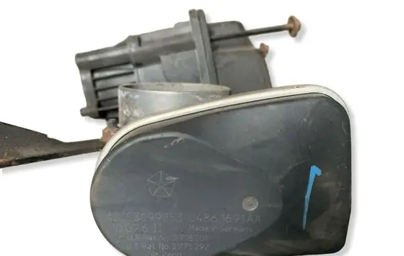 Dodge Journey Electric throttle body valve A2053099253
