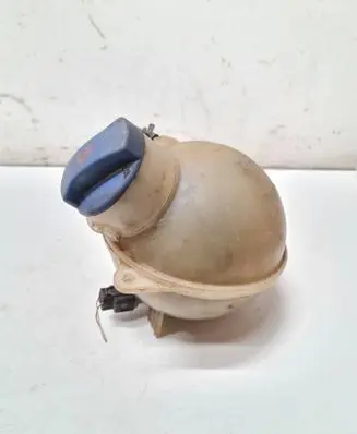 Coolant expansion tank/reservoir