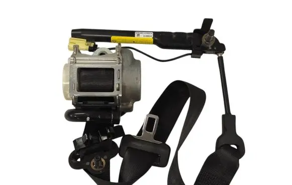 Jeep Renegade Front seatbelt 07355980790
