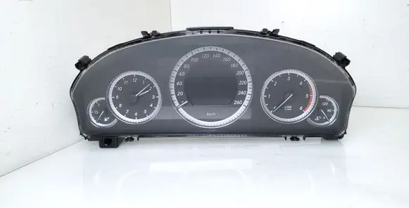 Mercedes-Benz E W212 Speedometer (instrument cluster) A2129004104 A2C53279093