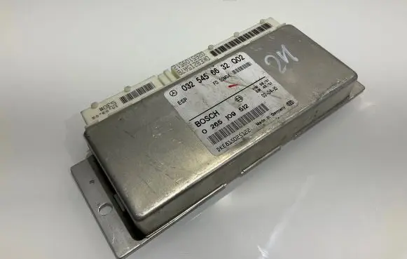 Mercedes-Benz E W211 ESP (stability system) control unit 0325456632 DKE815025122 0265109512