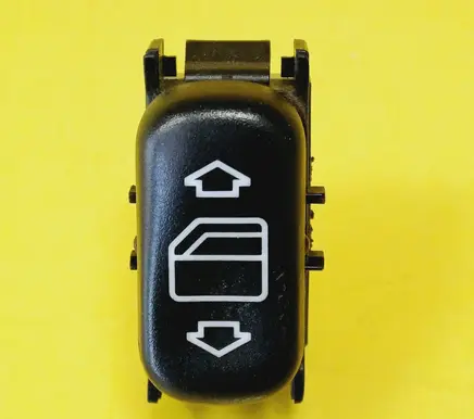 Mercedes-Benz S W220 Electric window control switch 2208201210