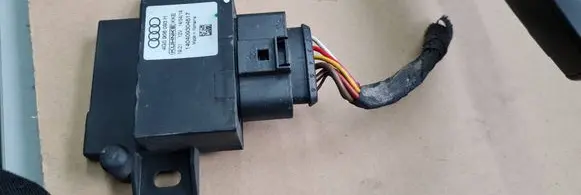 Audi A7 S7 4G Fuel injection pump control unit/module 4G0906093H 140409304617