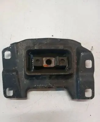 Volvo V50 Engine mount bracket 349249