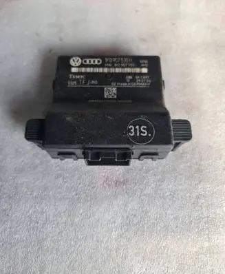Volkswagen Golf V Other control units/modules 1K0907530H 1K0907951