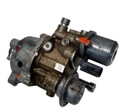 BMW 3 E90 E91 Fuel injection high pressure pump 13517613933 7613933 13517616170
