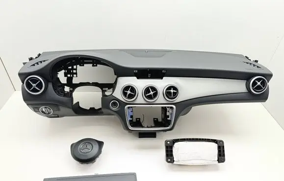 Mercedes-Benz CLA C117 X117 W117 Dashboard A11768008019H68 3078732 A1768600002