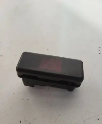 BMW 5 E39 Hazard light switch 8350947