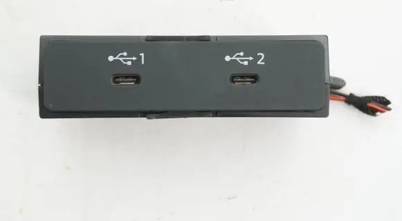 Audi A3 S3 8V USB socket connector 82A035736A
