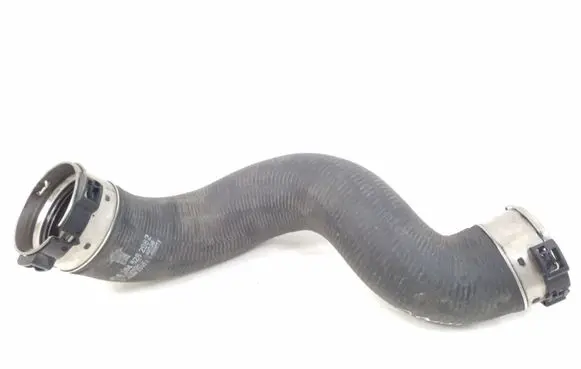 Mercedes-Benz CLS C218 X218 Intercooler hose/pipe A2045282982