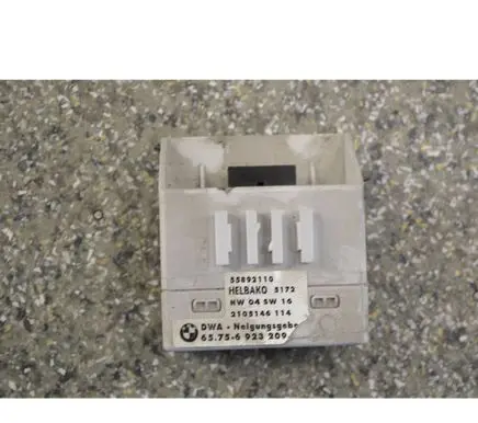 BMW X5 E53 Yaw turn rate sensor 65756923209 55892110 2105146114